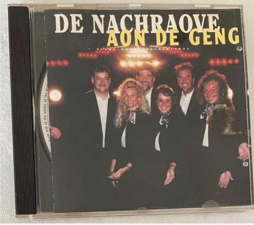 CD De Nachtraove Aon de Geng, Ophalen of Verzenden, Zo goed als nieuw, Streekmuziek