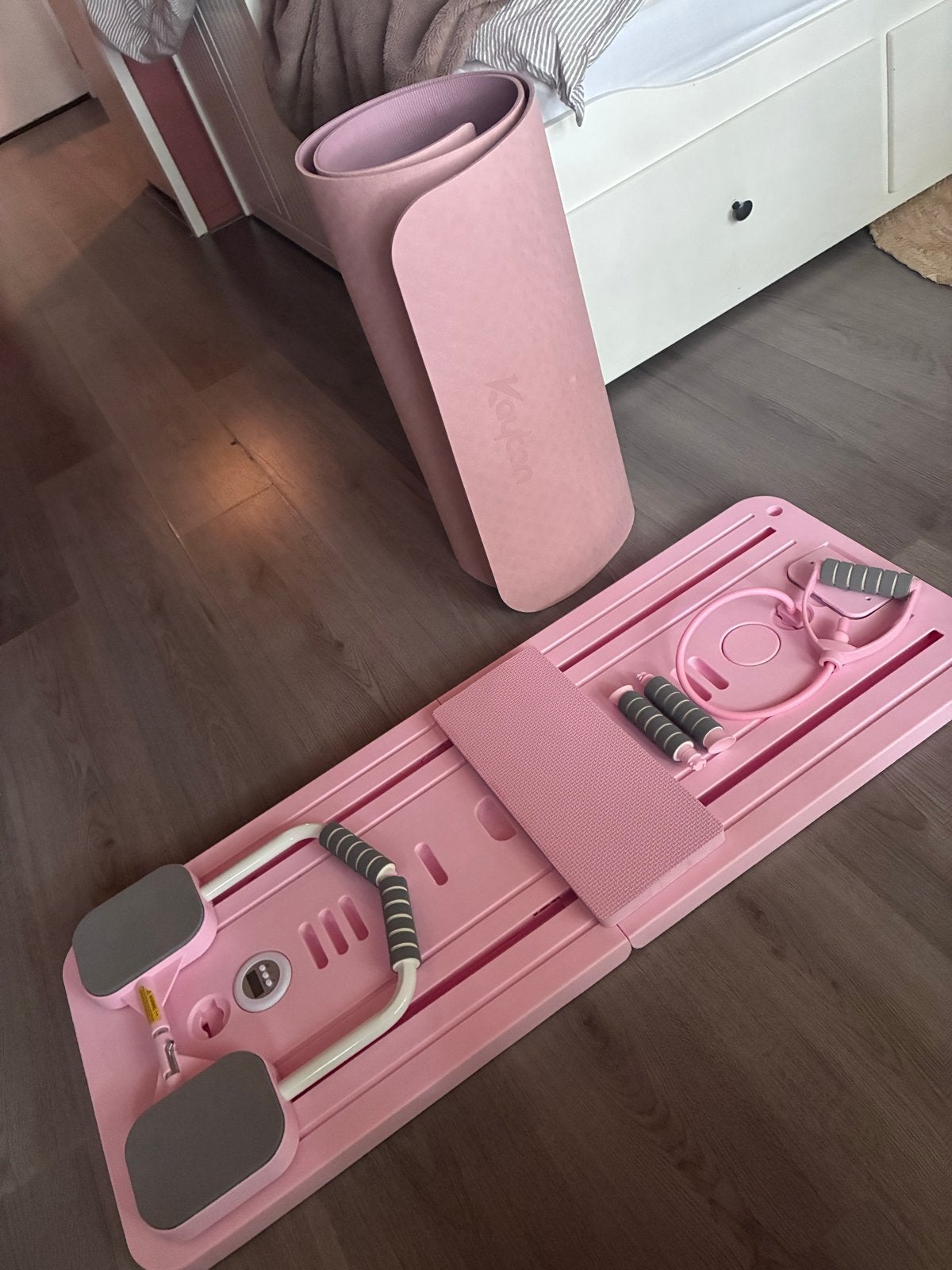 Roze Fitnessmat en Multifunctioneel Trainingsbord, Ophalen, Zo goed als nieuw, Armen, Fitnessmat