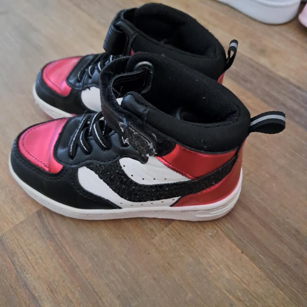 Partij meisjes schoenen en slippers maat 23-25, Ophalen of Verzenden, Gebruikt, Meisje, Schoenen