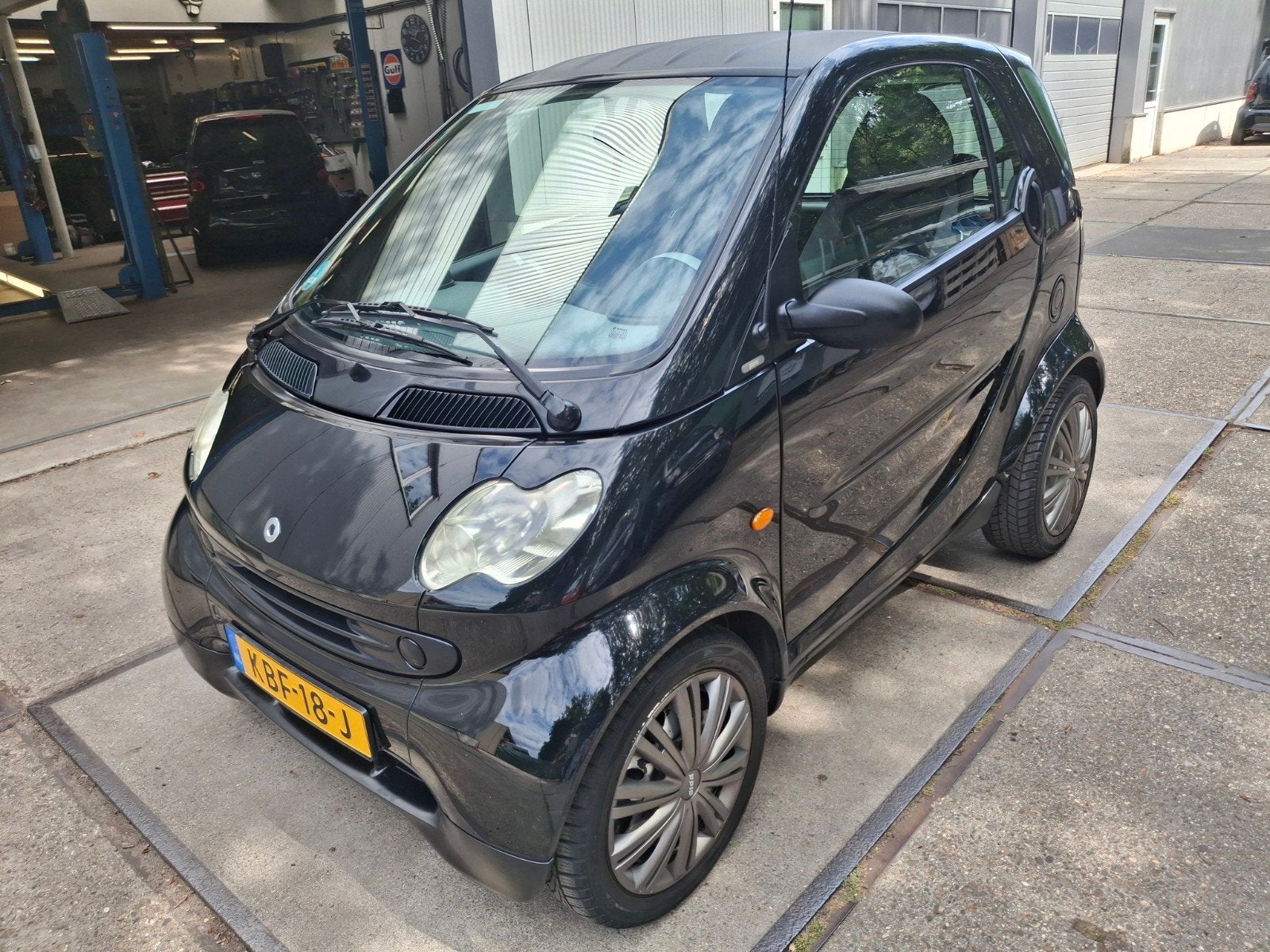 Smart 2004 Zwart 0.7 lage km stand., Auto's, Zwart, Bedrijf, 705 kg, 2 stoelen