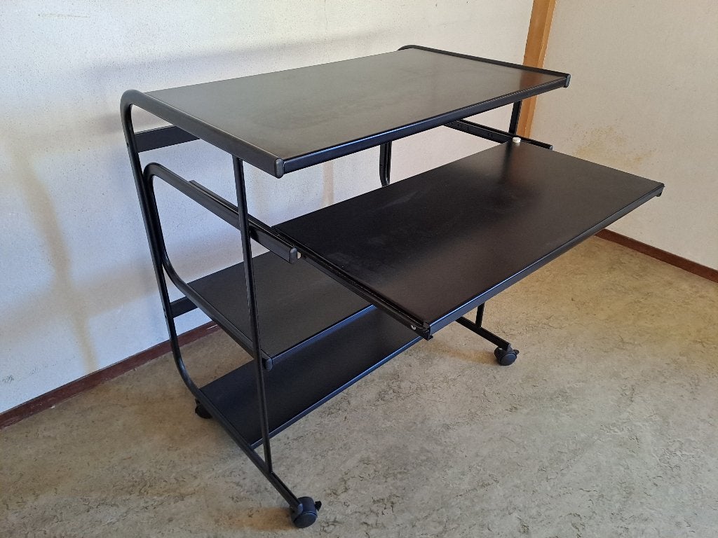 Zwarte computertafel met zwenkwielen, Ophalen, Gebruikt