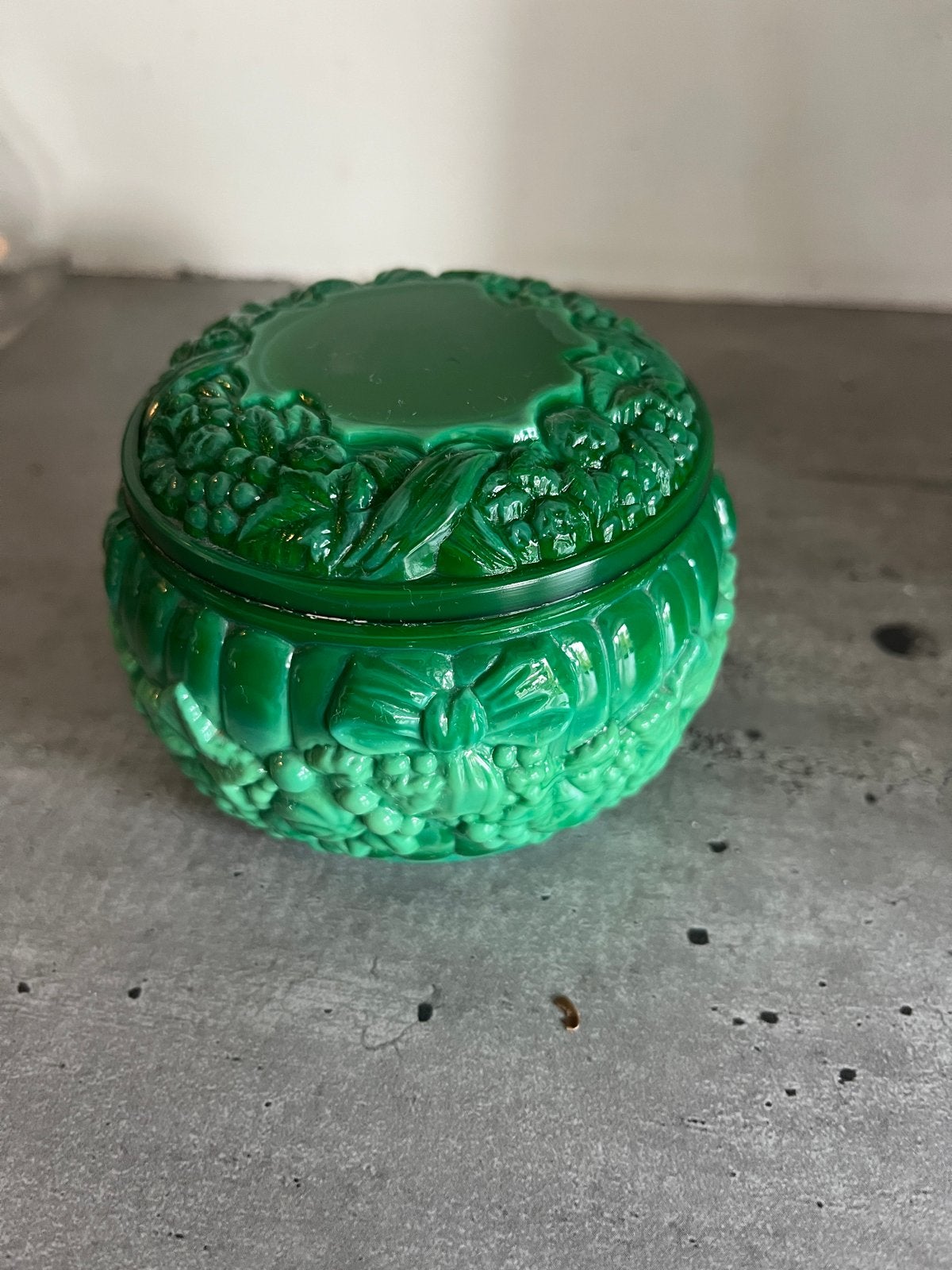Vintage Malachiet Groen Glas Sieradendoosje jaren ‘30, Ophalen of Verzenden