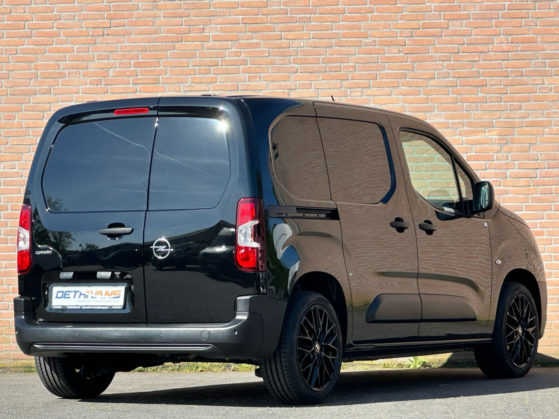 Opel Combo 1.5D 102PK / 3-Persoons / Carplay /Camera, Auto's, Voorwielaandrijving, 1350 kg, Gebruikt, Huisgarantie