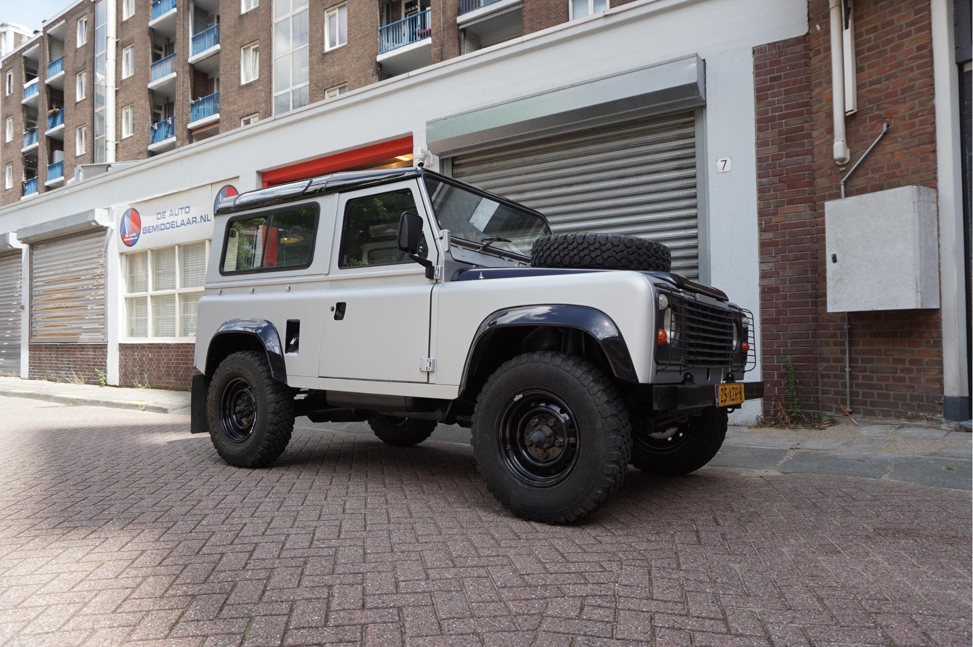 Land Rover Defender 90 2.3 5 Personen * Nieuwstaat * Binnen, 2286 cc, Gebruikt, 4 cilinders, 1622 kg
