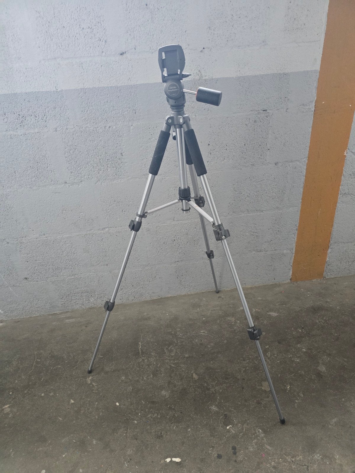 Hamas Omega Premium Statief - Prima Staat, Weinig Gebruikt, Audio, Tv en Foto, Fotografie | Statieven en Balhoofden, Zo goed als nieuw