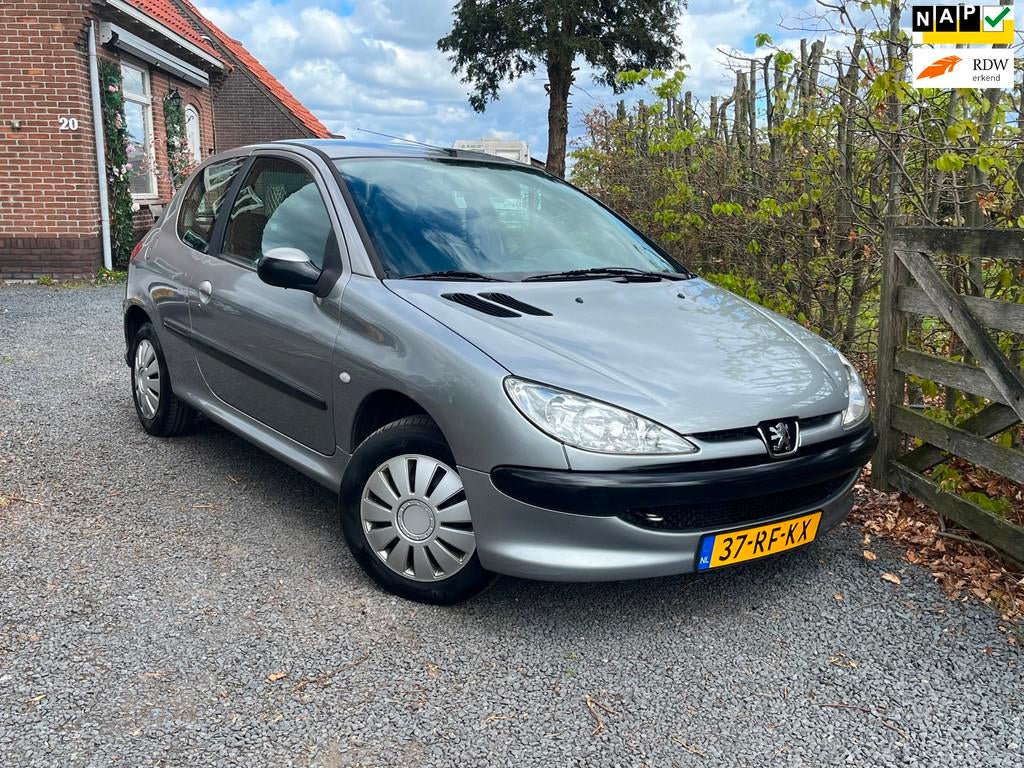 Peugeot 206 1.4 Air-line|APK JUNI 2027!|AIRCO|ZUINIG|NETTE A, Auto's, Peugeot, Bedrijf, Te koop, ABS, Airbags, Airconditioning