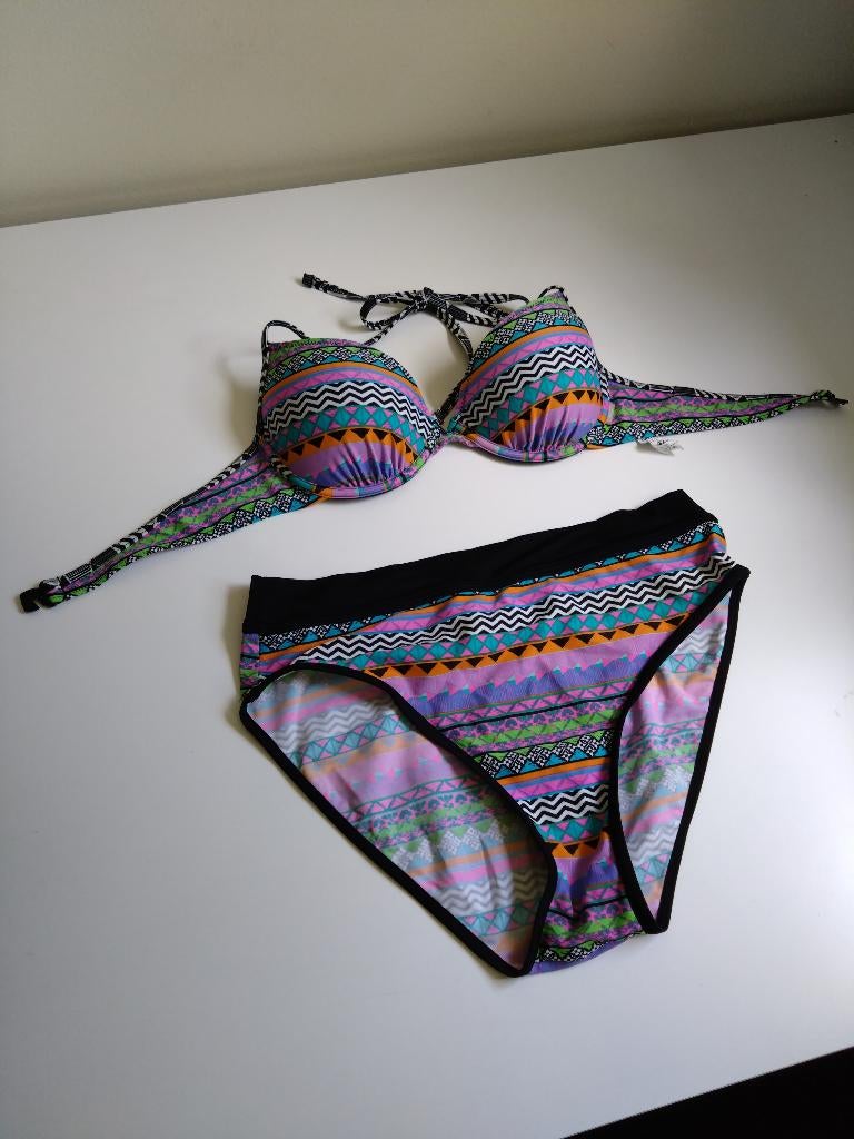 Bikini van Tweka Mt 40 / 42, Overige kleuren, Ophalen of Verzenden, Zo goed als nieuw, Bikini