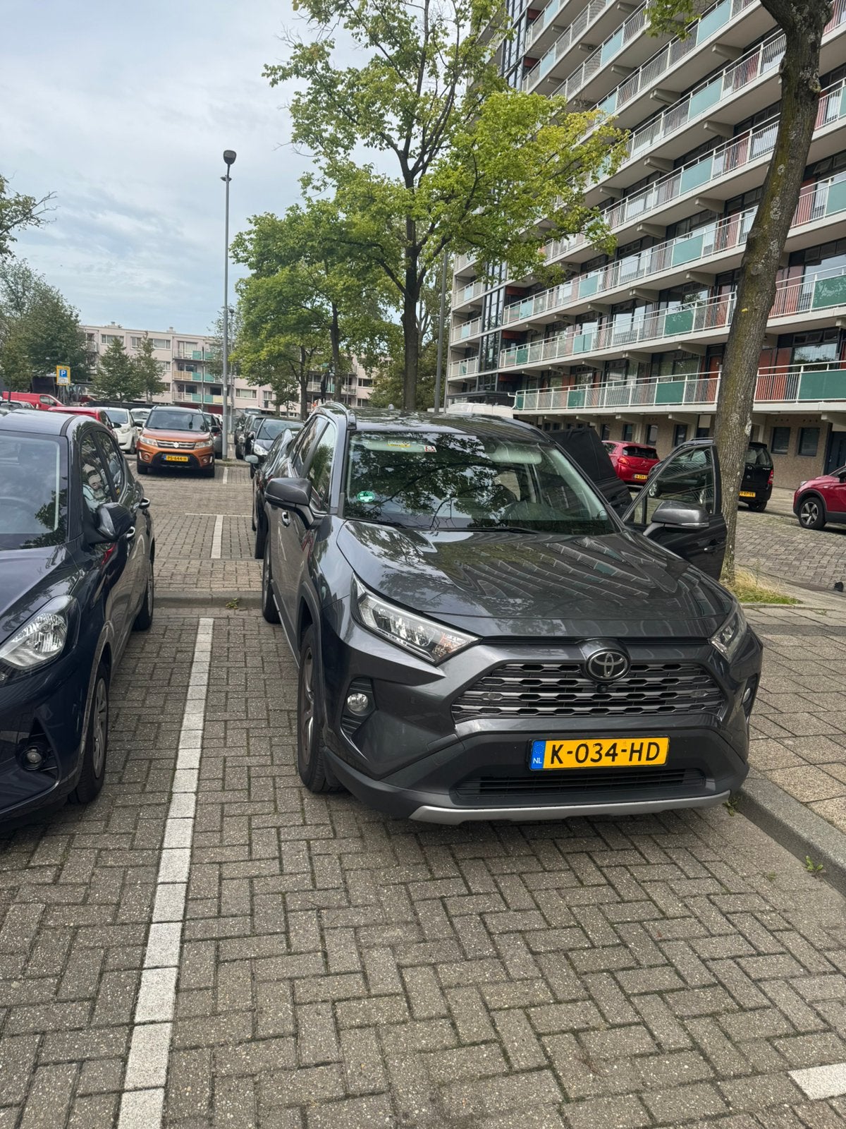 Toyota Rav4 2.0 Vvt-ie 175pk CVT 2020 Grijs, 4 cilinders, Particulier, Rav4, SUV of Terreinwagen