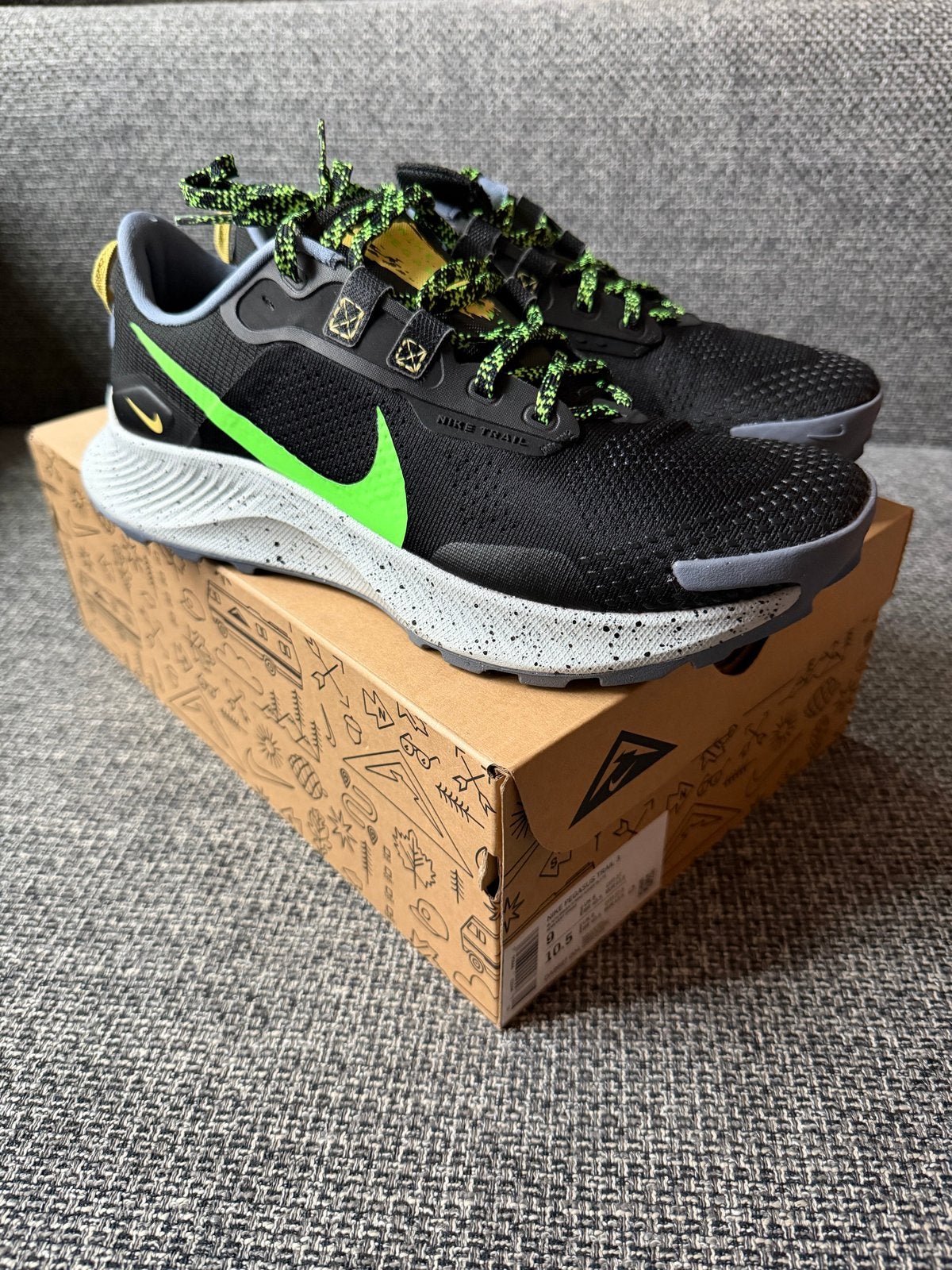 Nieuwe Nike Pegasus Trail 3 - Maat 42.5, Nieuw, Ophalen of Verzenden, Sportschoenen, Zwart