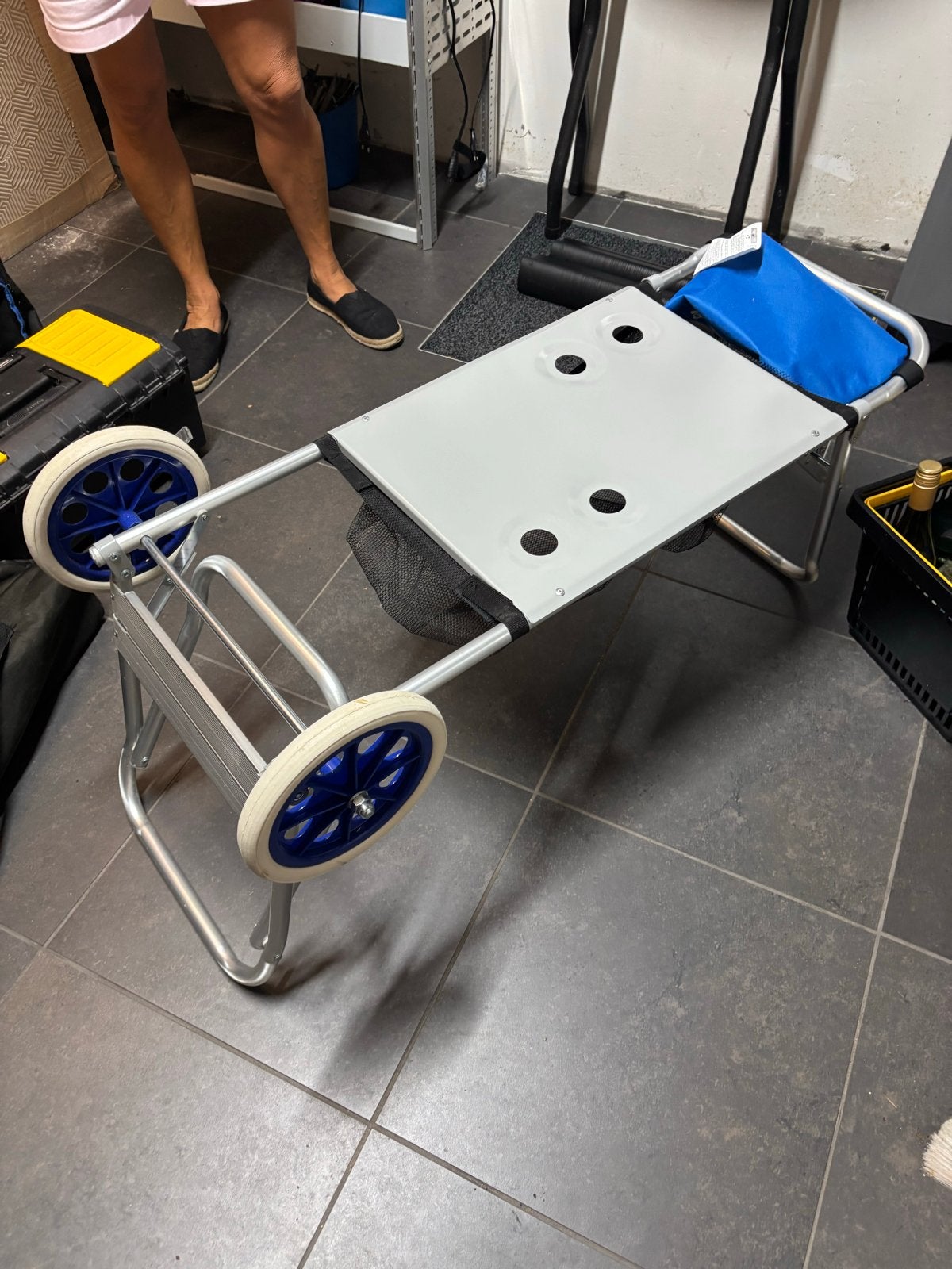 Opvouwbare strandwagen 2-in-1 tafel Aktive 62283, Ophalen, Zo goed als nieuw