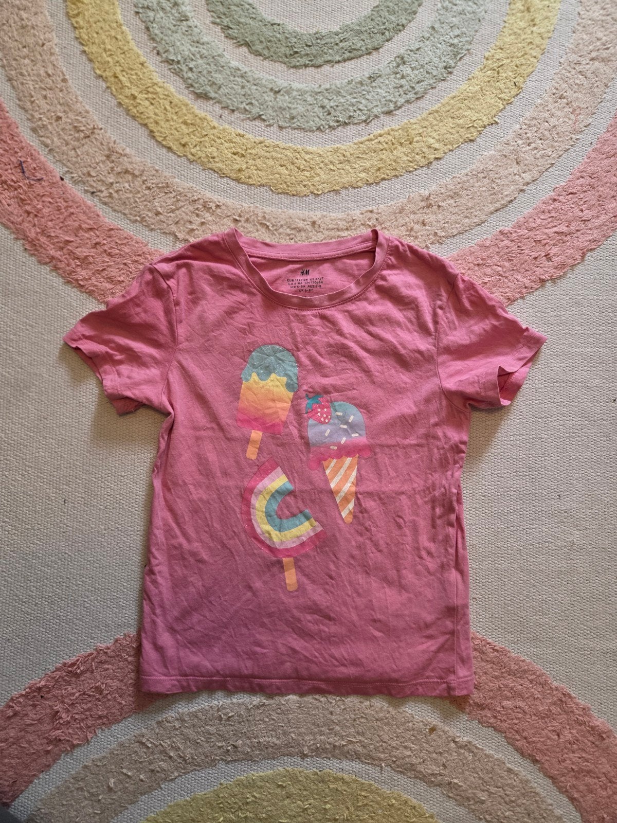 Mooi roze ijsjes shirt H&M maat 122-128, Kinderen en Baby's, Kinderkleding | Maat 122, Meisje, Ophalen of Verzenden, Shirt of Longsleeve