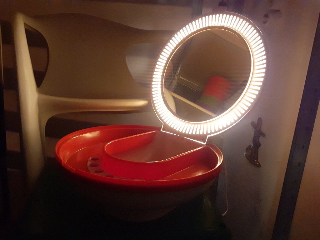Flair space age jaren 70 design make up ufo spiegel en lamp, Minder dan 50 cm, Gebruikt, Rond, ?