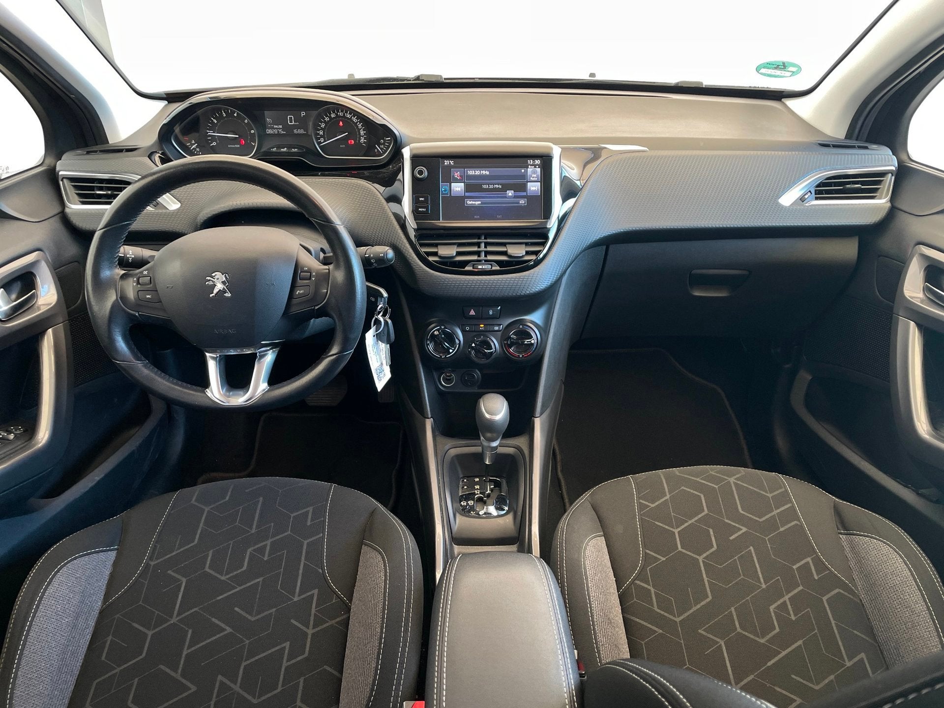 Peugeot 2008 1.2 PureTech Active|Automaat|Navigatie|Cruise C, Auto's, 1199 cc, 610 kg, 49 €/maand, Bedrijf