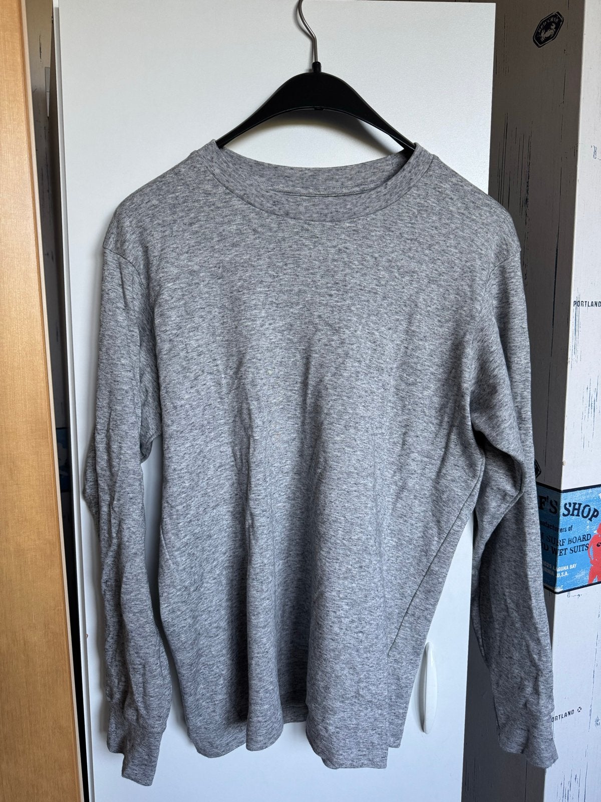 Uniqlo Grijs T-shirt met lange mouwen - Maat M, Kleding | Heren, T-shirts, Ophalen of Verzenden, Nieuw, Maat 48/50 (M), Grijs