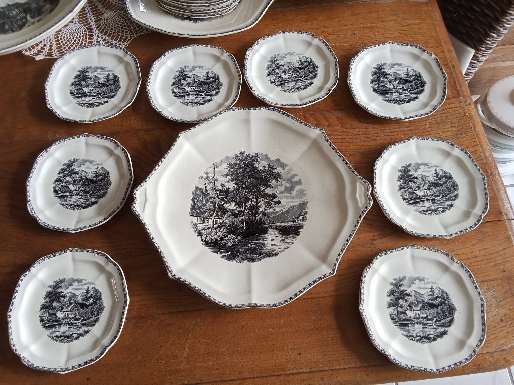 te koop mooi rond gebaksstel Societe Ceramique landschap, Antiek en Kunst, Antiek | Servies los, Ophalen of Verzenden