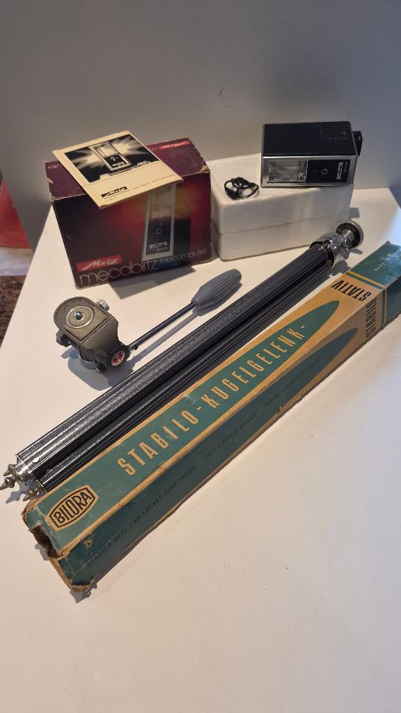 Vintage statief (Bilora) + Metz 303 flitser met doos, Ophalen, Gebruikt, Spiegelreflex, Overige Merken