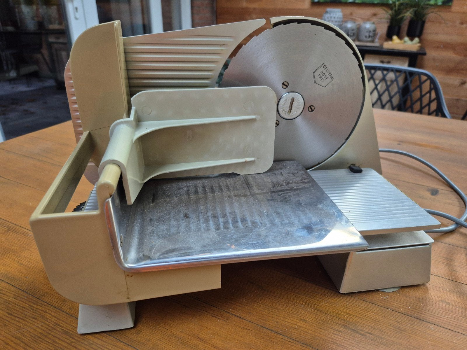 Graef Snijmachine EH-170 T - Vintage Vleeswarensnijder, Gebruikt, Ophalen of Verzenden, Metaal, Snijmachine