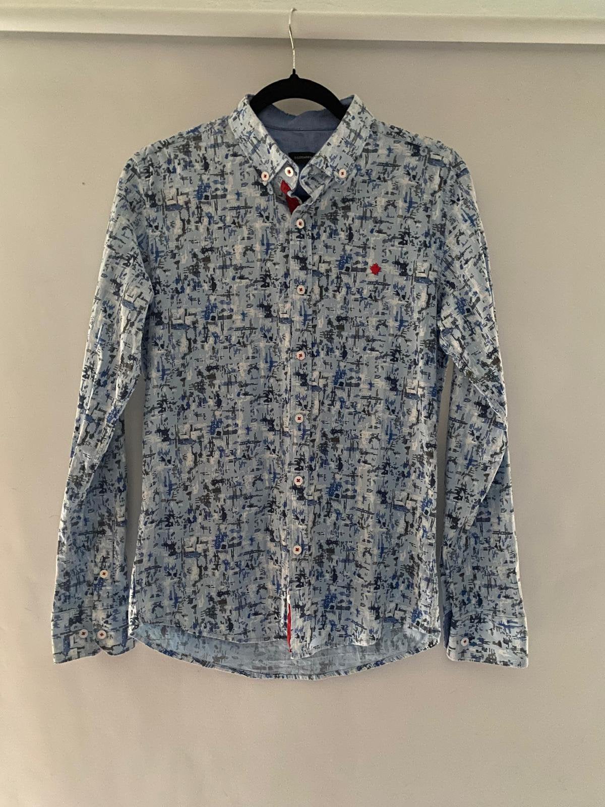 Dsquared2 overhemd – lichtblauw met unieke print – maat L, Ophalen of Verzenden, Zo goed als nieuw, Blauw, Halswijdte 41/42 (L)