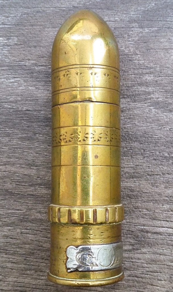 Om 1900 - 1920 Trench Art Aansteker Soldaat Militair Oorlog