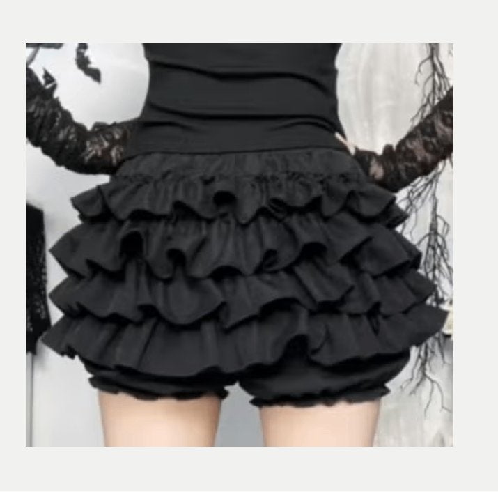 Prachtige zwarte Gothic rok met kruisjes Nieuw., Zwart, Nieuw, Ophalen of Verzenden, Maat 34 (XS) of kleiner