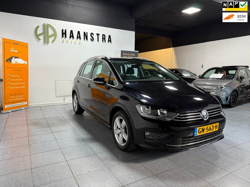 Volkswagen Golf Sportsvan 1.2 TSI Highline Navigatie 80.776, Auto's, Gebruikt, 4 cilinders, Alcantara, Zwart