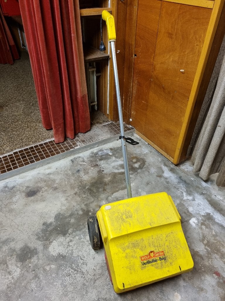 Verticuteermachine Wolff, Ophalen, Gebruikt, Elektrisch