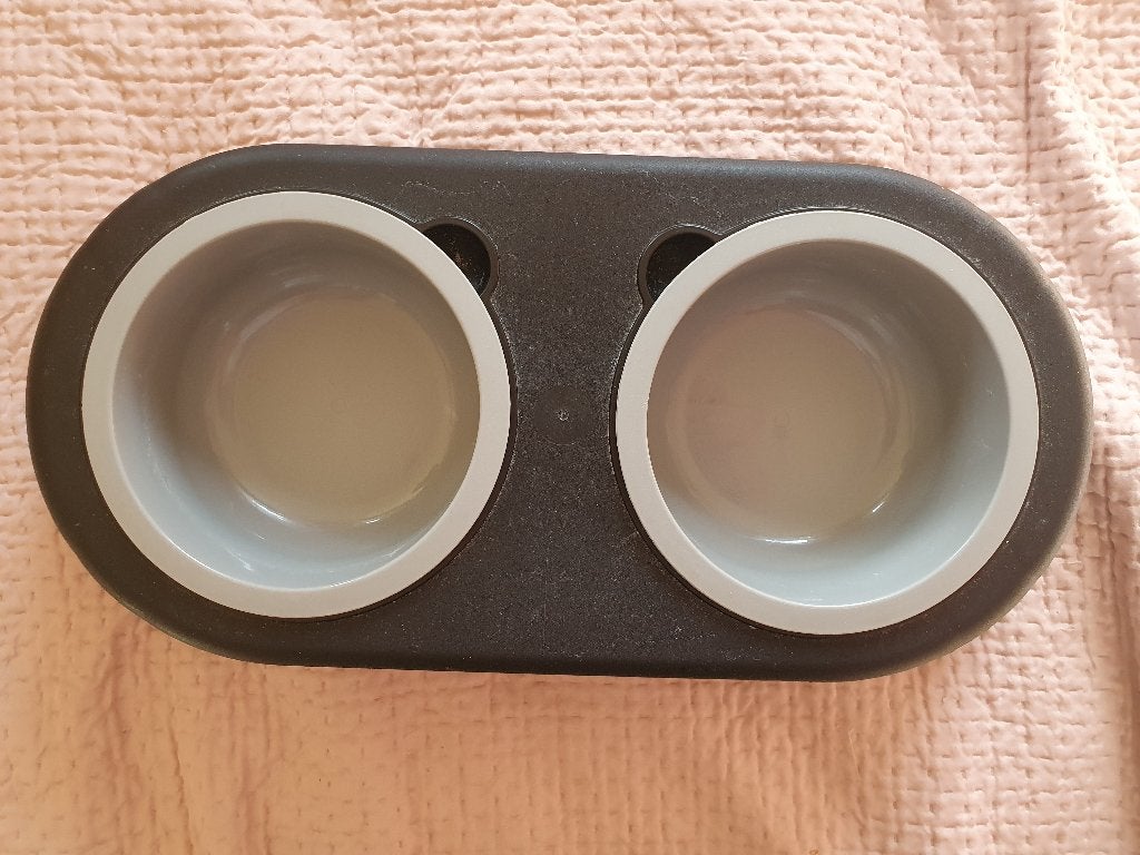 Katten voer/water bakjes, Ophalen of Verzenden, Gebruikt