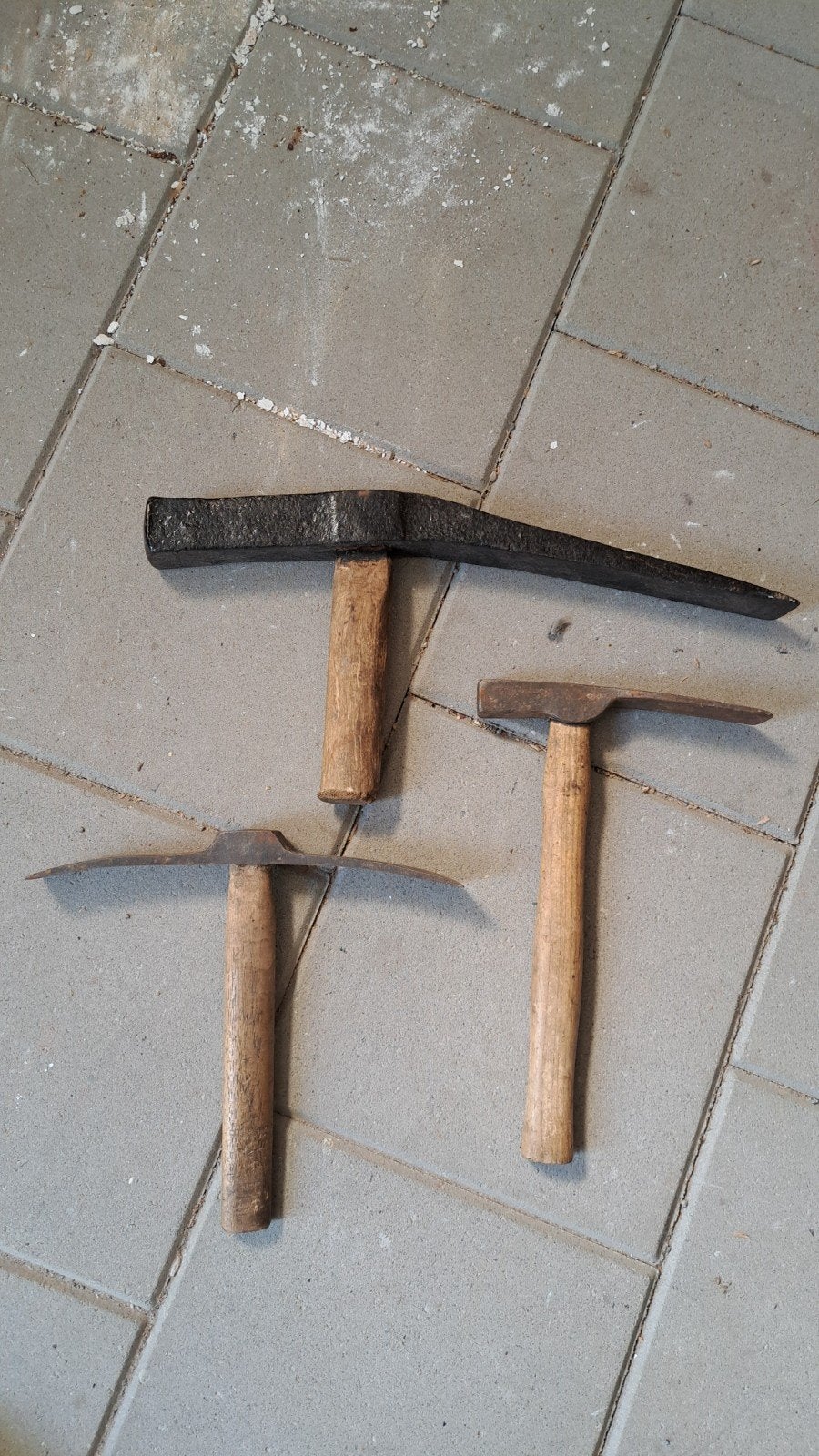 Set van 3 gebruikte houwelen/pikhouwelen, Doe-het-zelf en Verbouw, Ophalen, Gebruikt