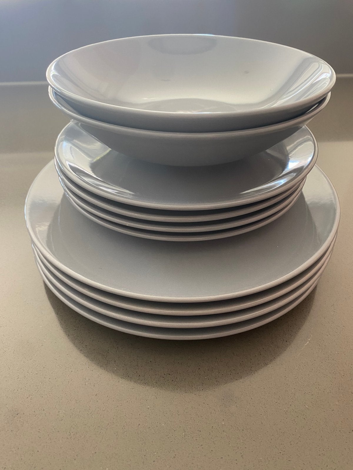 Gratis af te halen: 4 diner- en ontbijtborden+2 soepborden, Huis en Inrichting, Keuken | Servies, Ophalen, Overige materialen