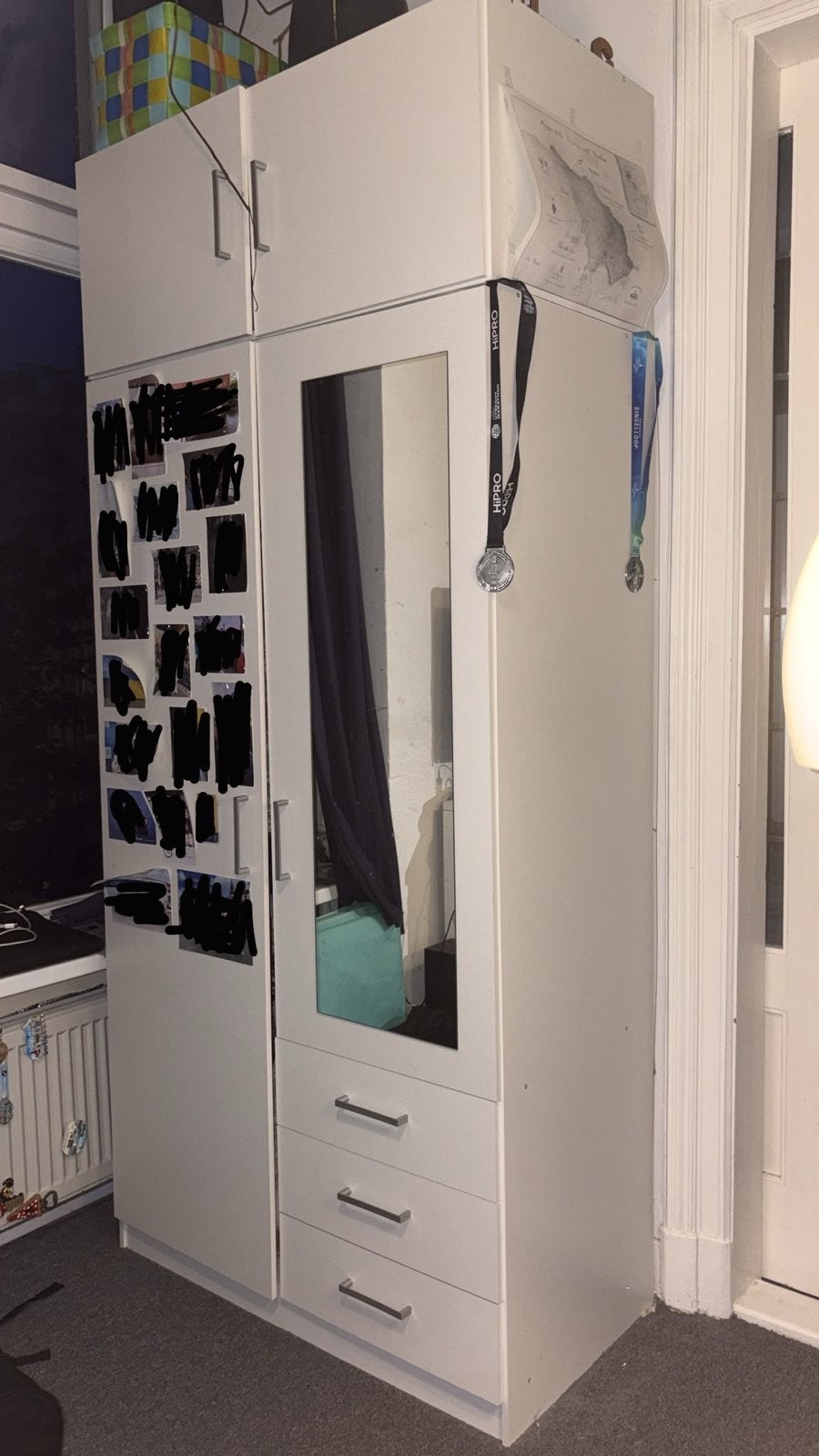 Jysk Fandrup kast met bovenbouw en spiegeldeur, Huis en Inrichting, Kasten | Kledingkasten, Ophalen, Overige materialen, Gebruikt