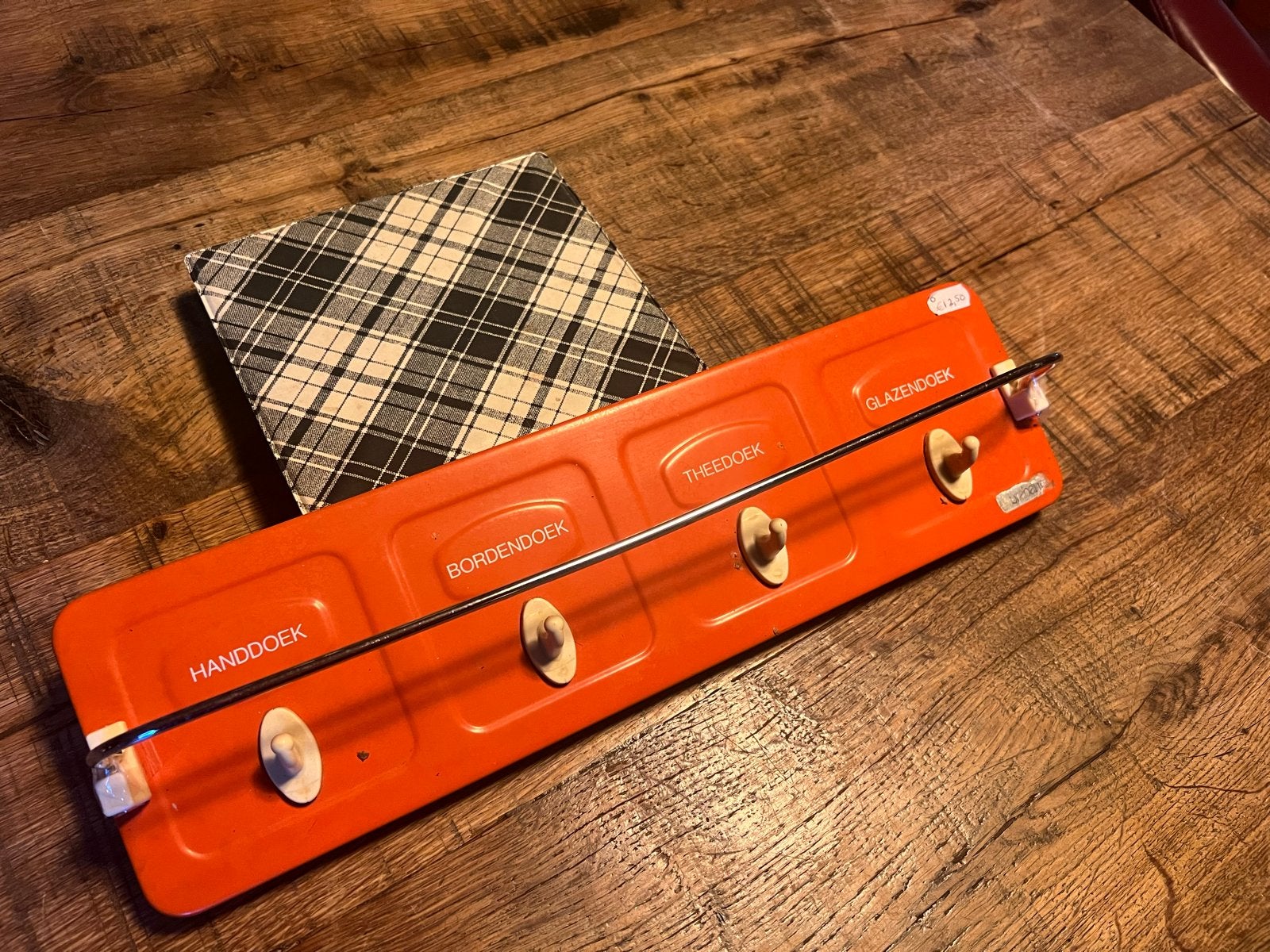 Vintage brabantia Oranje Wandkapstok met Haken en Stang, Wandkapstok, Gebruikt, Ophalen of Verzenden, Minder dan 100 cm