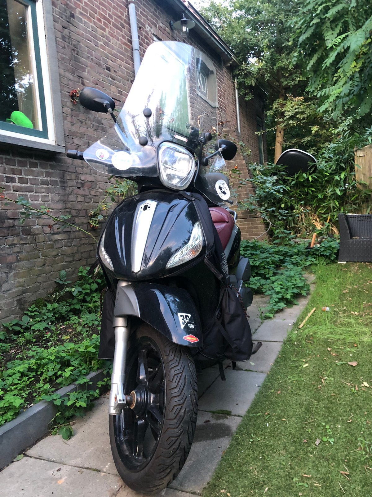 Piaggio Beverly 350, Particulier, Scooter