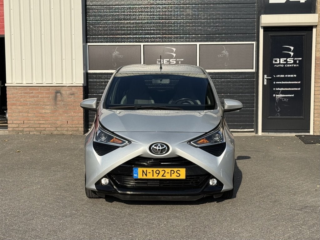 Toyota Aygo 1.0 VVT-i x-cite ul., Gebruikt, Euro 6, 4 stoelen, Origineel Nederlands