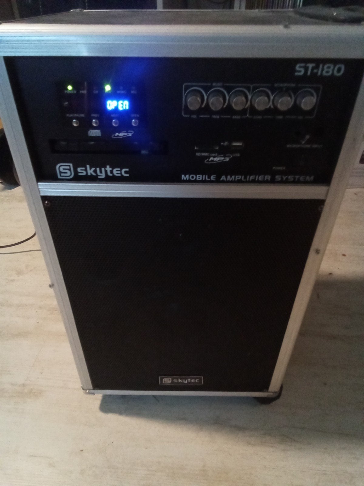Skytec ST-180 Mobiel Versterkersysteem 450W, Ophalen, Gebruikt, Minder dan 500 watt, Overige typen