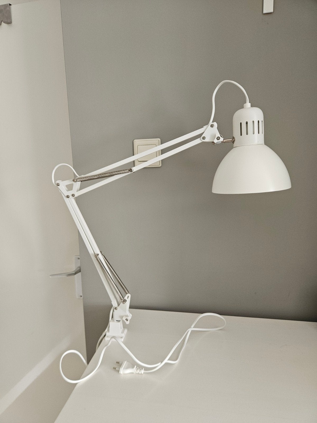 ikea lamp type TERTIAL 
Bureaulamp, wit, Wit, Ophalen of Verzenden, Bureaulamp, IKEA