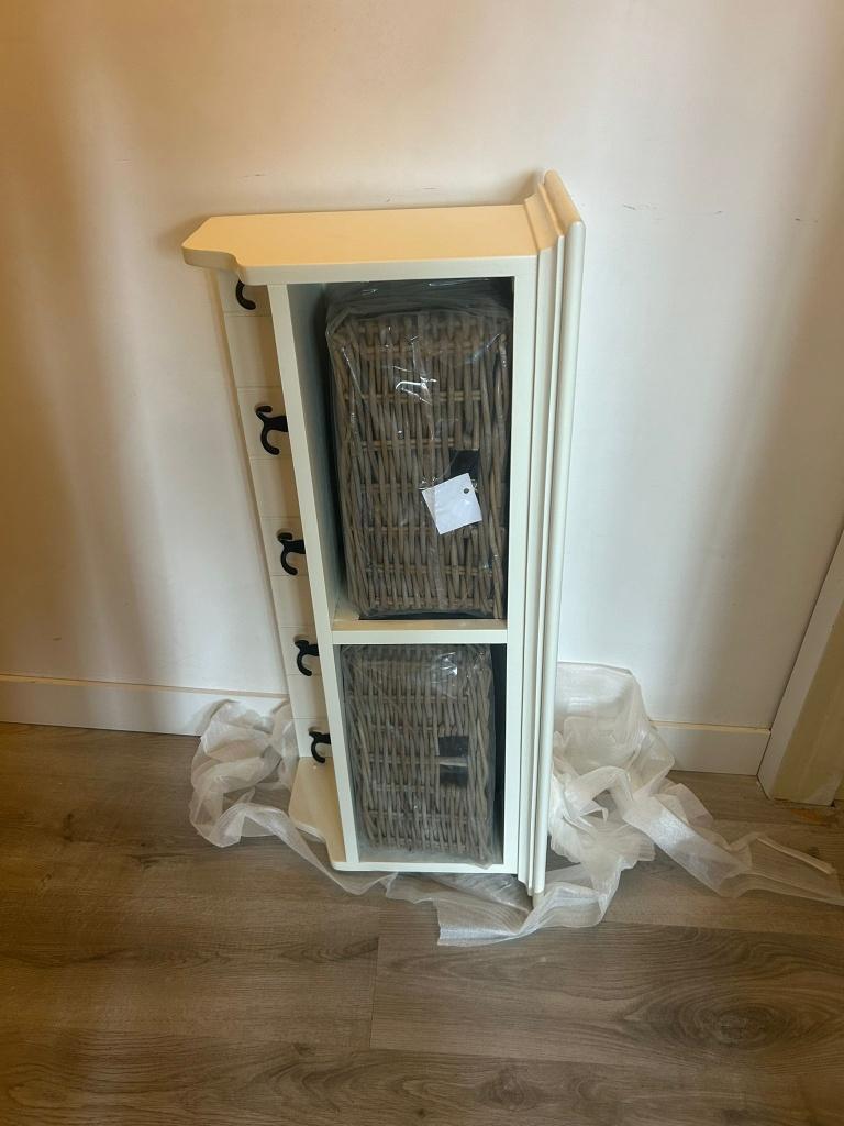 Kapstok wit met mandjes gereserveerd voor Bianca, Huis en Inrichting, Woonaccessoires | Kapstokken, Nieuw, Minder dan 100 cm, Hout