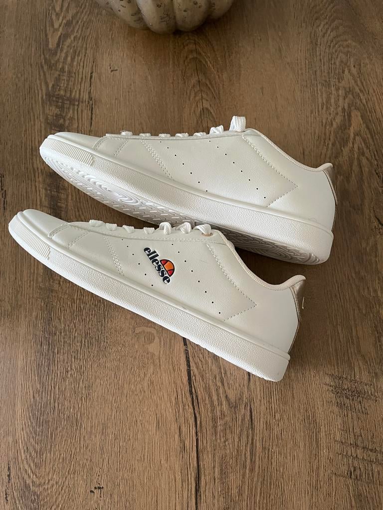 Nieuwe Ellesse damessneakers 39, Ophalen, Nieuw, Wit, Sneakers of Gympen