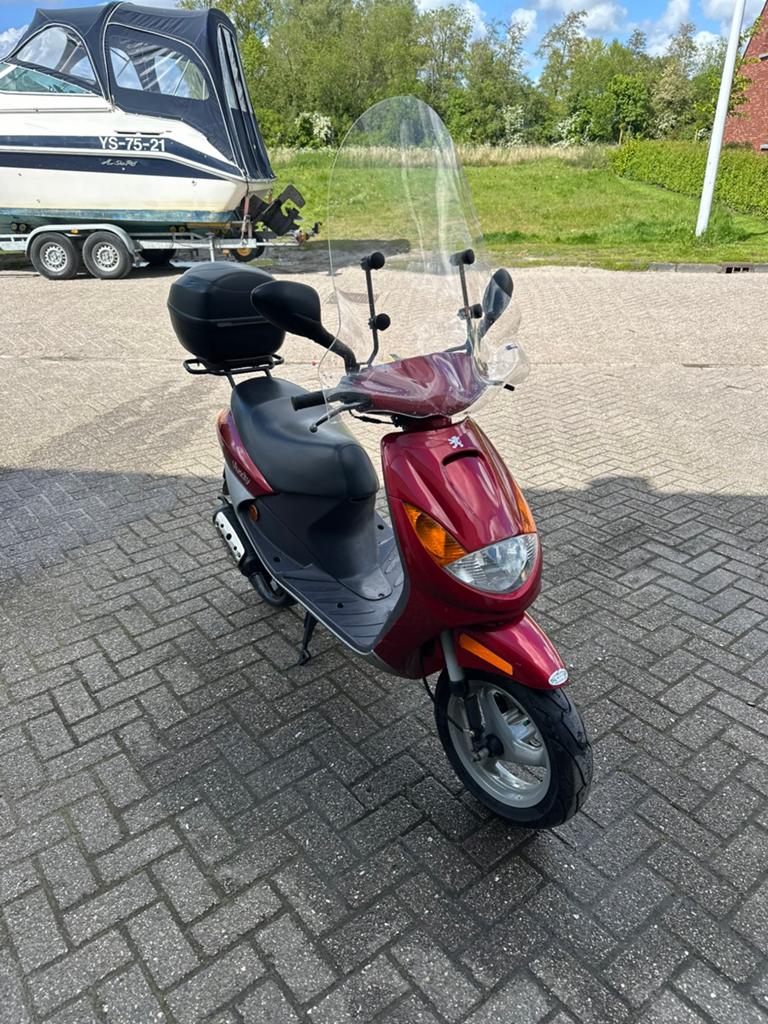 Peugeot Vivacity, Fietsen en Brommers, Scooters | Peugeot, Ophalen, Tweetakt, Gebruikt, 49 cc