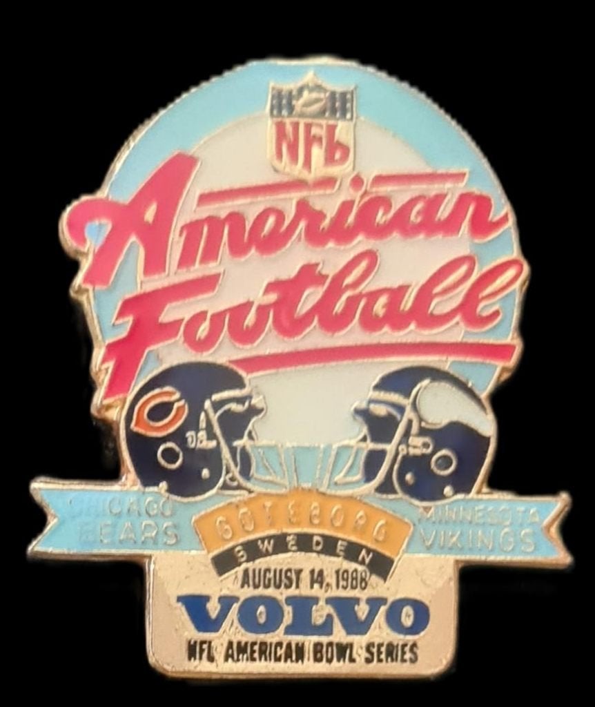 Volvo- American Football pin, Verzenden, Nieuw, Transport, Speldje of Pin