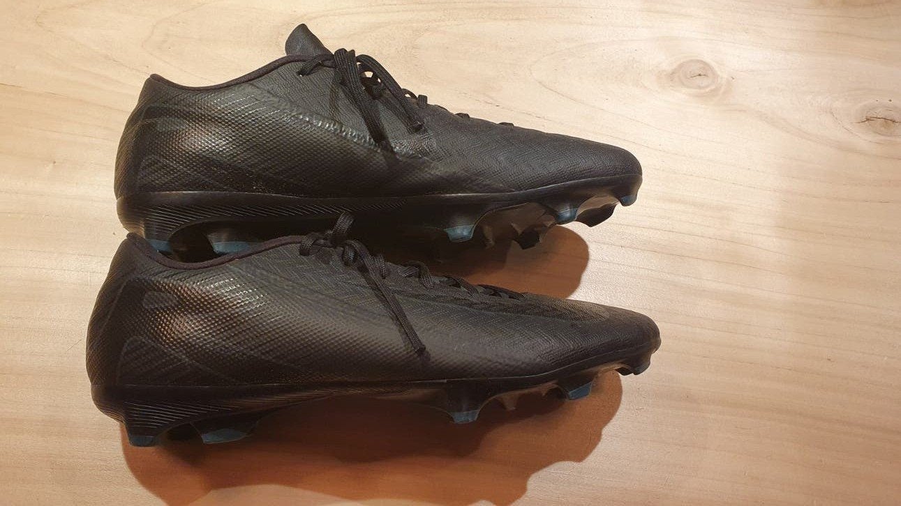 Voetbalschoenen Nike maat 41, Maat XS of kleiner, Ophalen of Verzenden, Schoenen