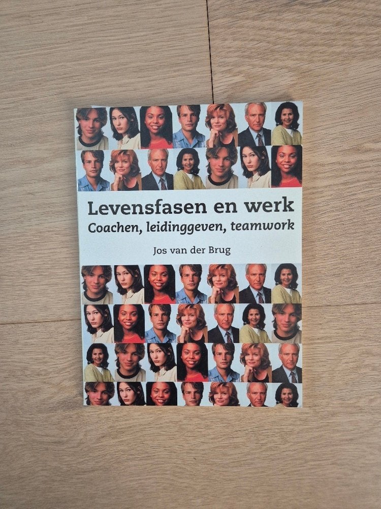 Levensfasen en werk, Boeken, Ophalen of Verzenden, Zo goed als nieuw