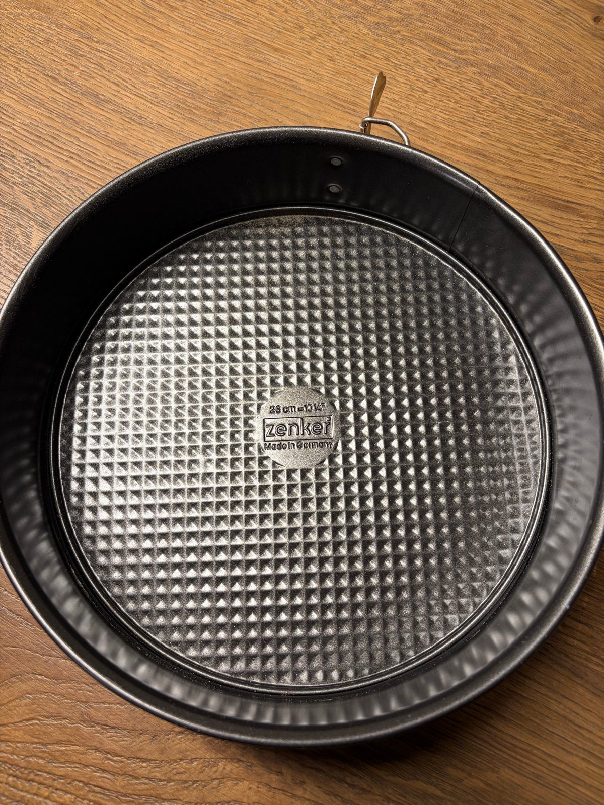 Zenker springvorm 26 cm - nieuw, Huis en Inrichting, Ophalen of Verzenden, Zwart, Metaal, Overige merken