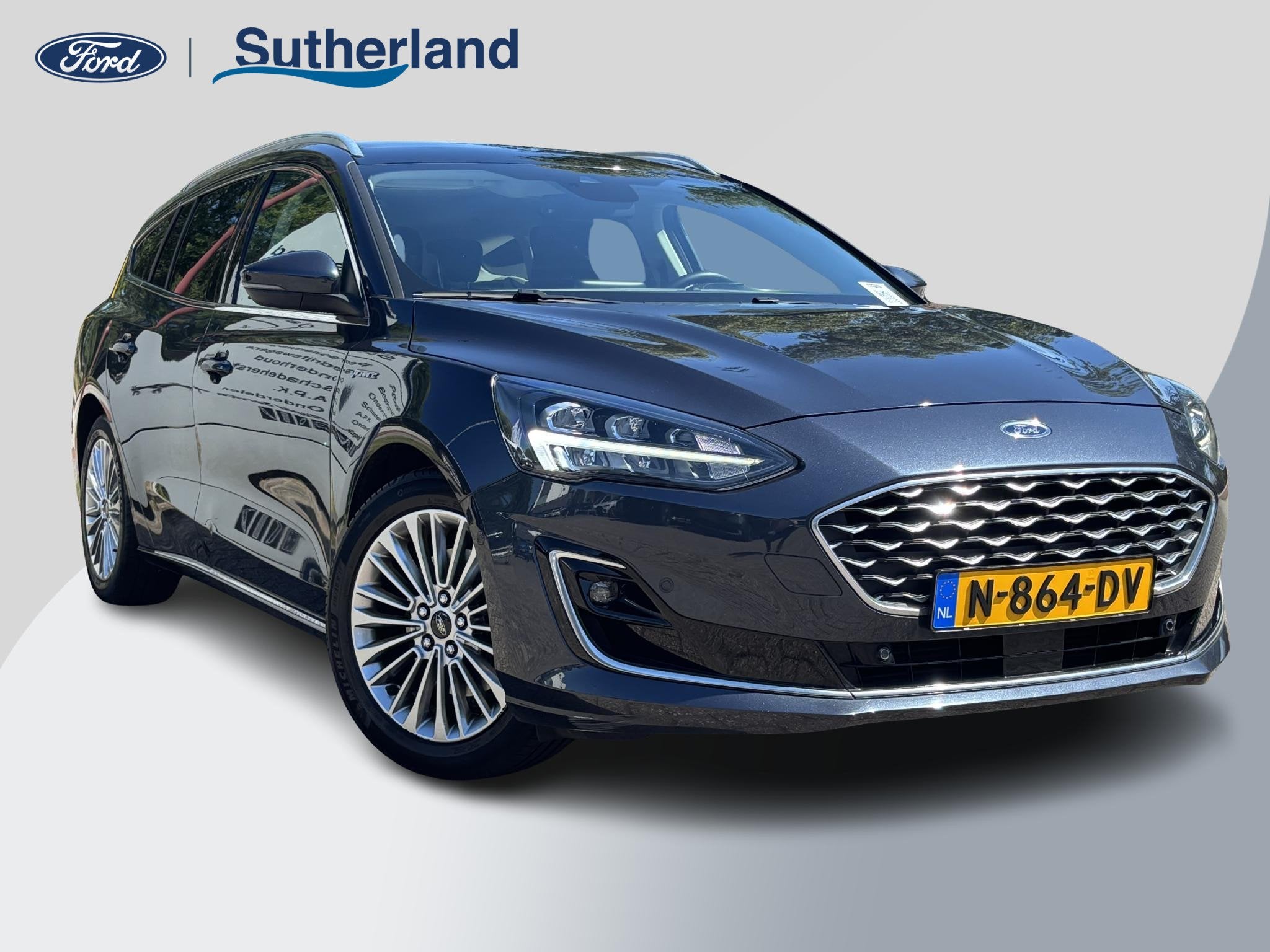 Ford Focus Wagon 1.0 EcoBoost Vignale 125pk | Panoramadak |, Auto's, Ford, 125 pk, Gebruikt, 23 km/l, 999 cc