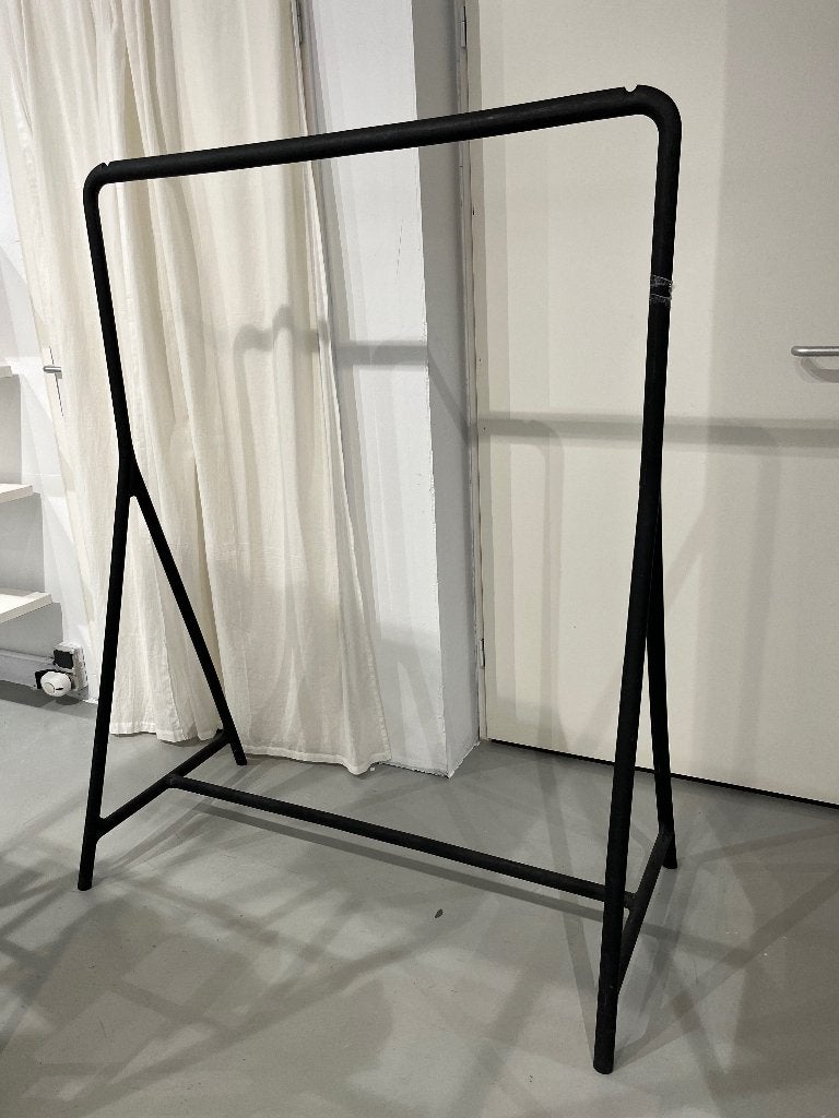 Ikea kledingrek, Ophalen