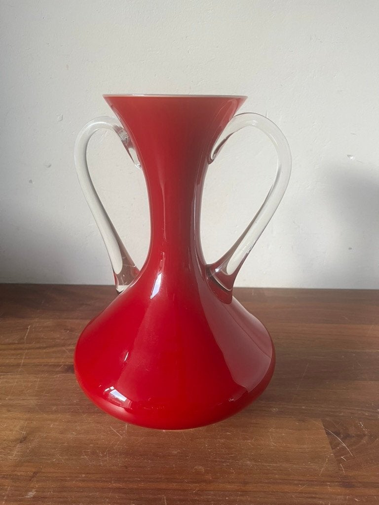 vintage glazen vaas - dieprood met heldere sieroren, Ophalen of Verzenden