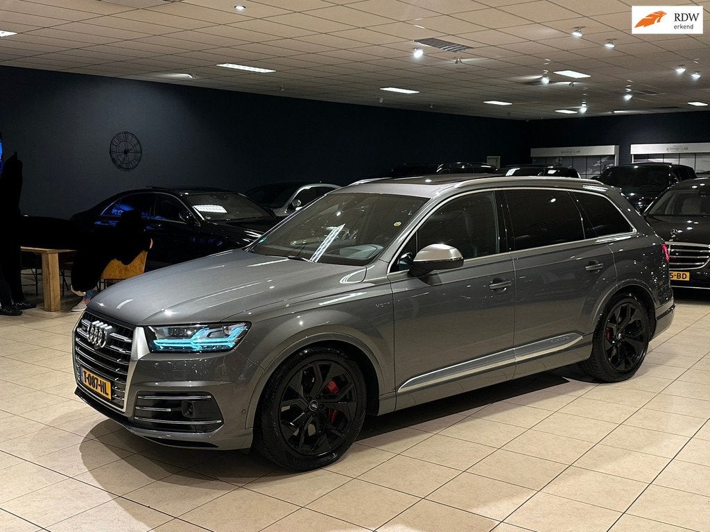 Audi Q7 SQ7 4.0 TDI Quattro|7-PERS|TREKHAAK|ACC|PANO|360, Auto's, Audi, 435 pk, Gebruikt, 7 stoelen, Leder