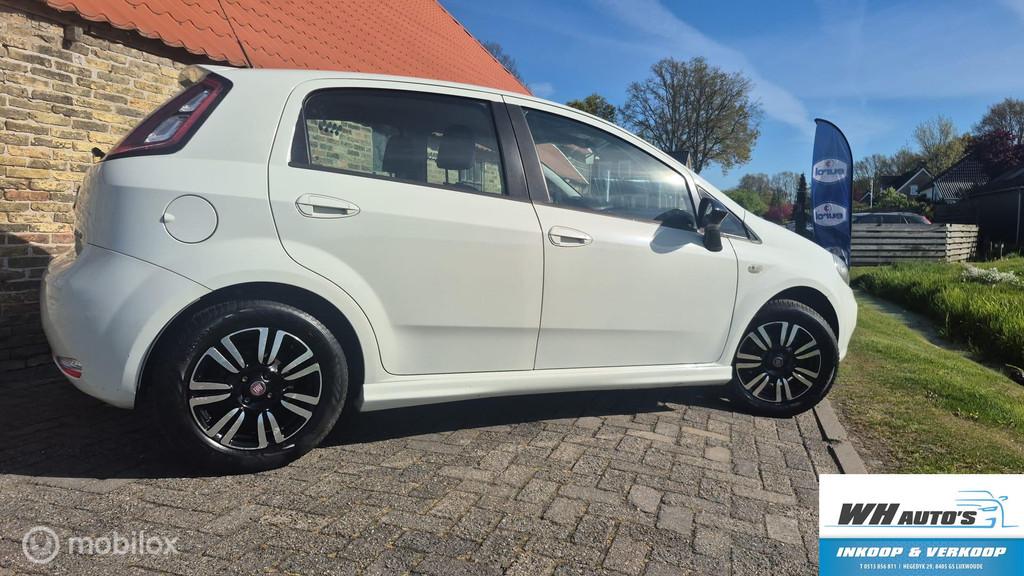 Fiat Punto Evo 0.9 TwinAir Lounge, Auto's, Voorwielaandrijving, Euro 5, 86 pk, Gebruikt