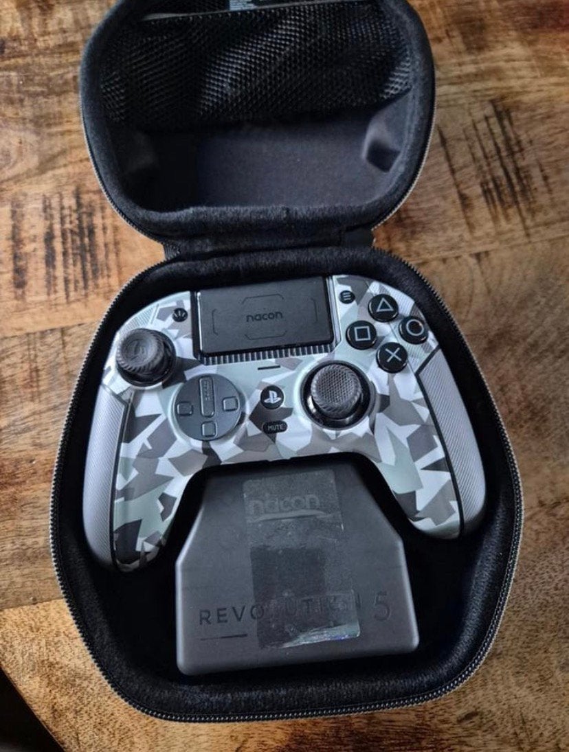Nacon revolution Playstation 5 pro Controller, Verzenden, Zo goed als nieuw