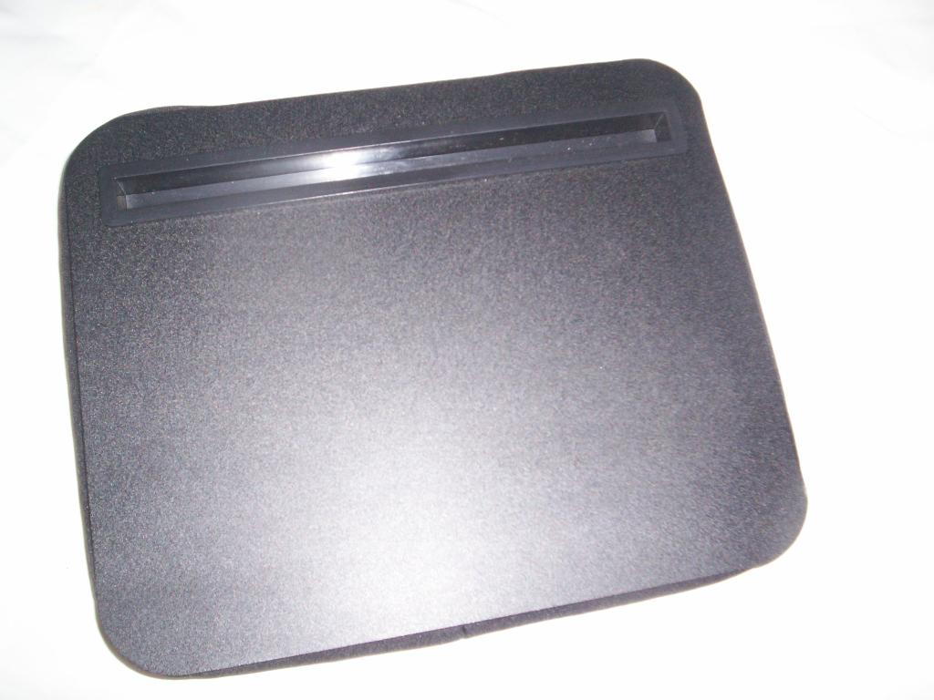 1x TABLETHOUDER iBed zwart Kikkerland 11 inch anti-slip 11'', Ophalen of Verzenden, Nieuw, 11 inch, Bescherming voor- en achterkant