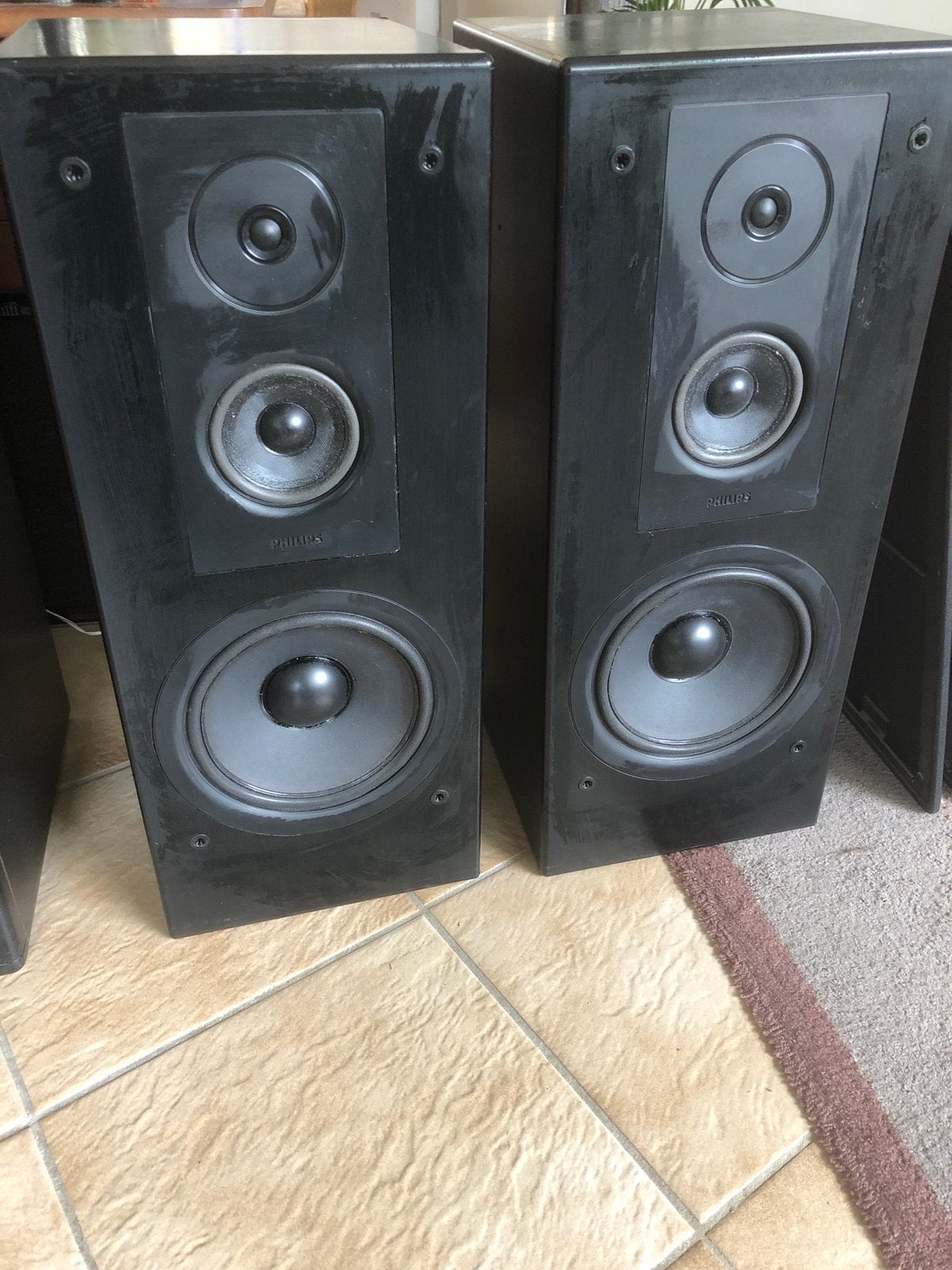 Te Koop: Set (2e) FB830 luidsprekers., Audio, Tv en Foto, Luidsprekers, Zo goed als nieuw, Overige merken, Ophalen